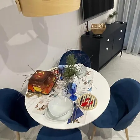 Sea & Z Basenem Silence アパート *