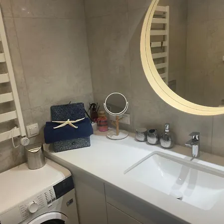 Sea & Z Basenem Silence アパート