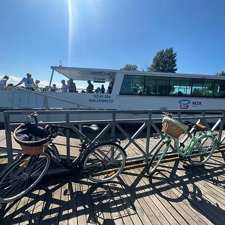 Sea & Z Basenem Silence