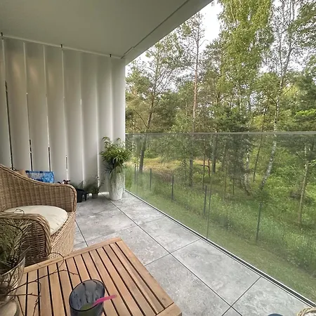 Sea & Z Basenem Silence アパート