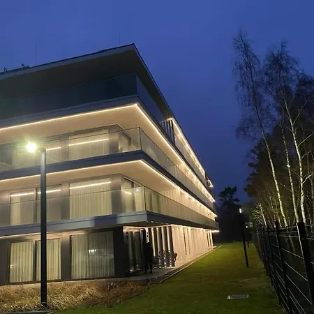 Sea & Z Basenem Silence